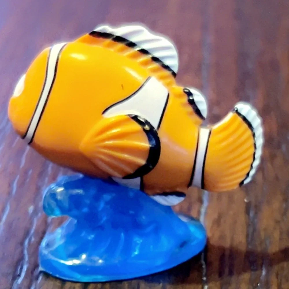 Disney Pixar Finding Nemo Micro Collection PVC Figure - Nemo 2019 cake topper